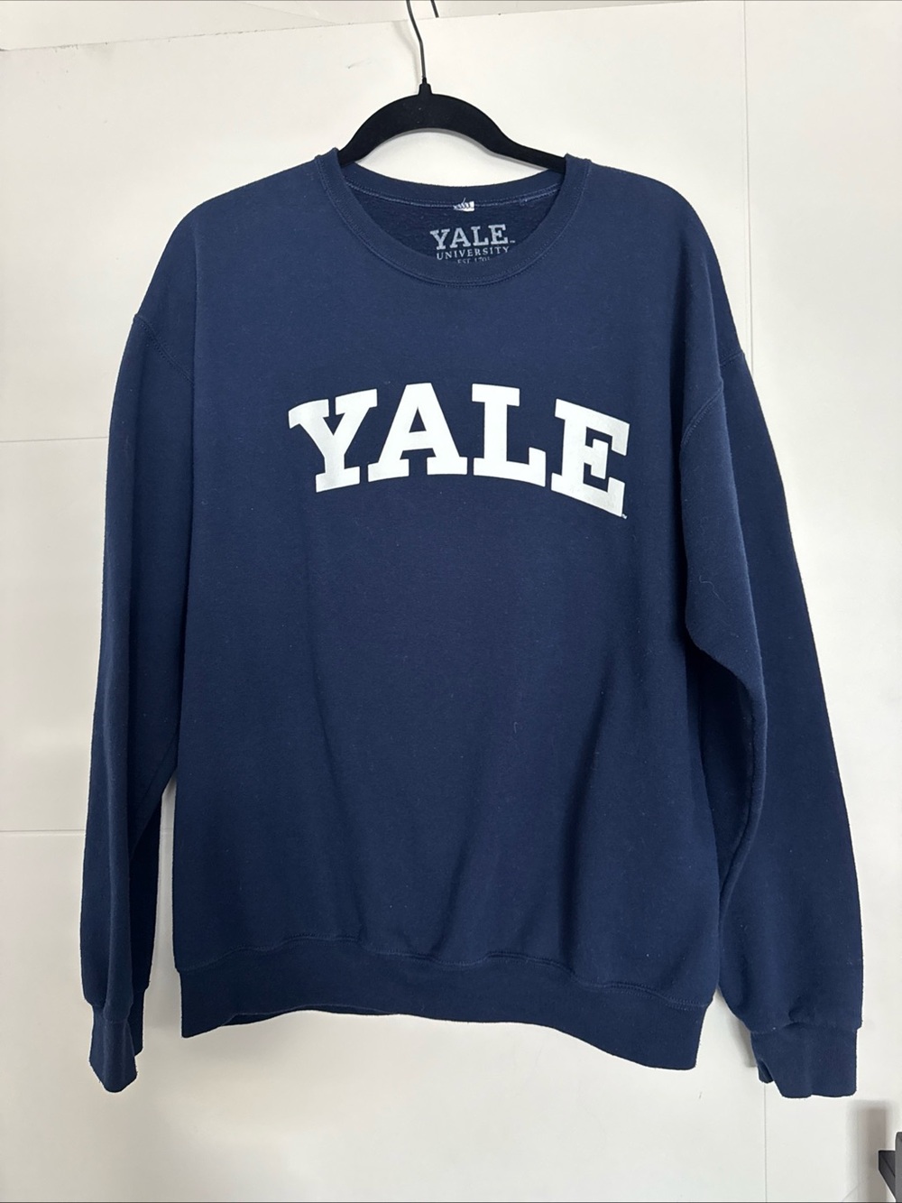 Yale University Sweatshirt Mens Crewneck College Pullover Classic Ivy M